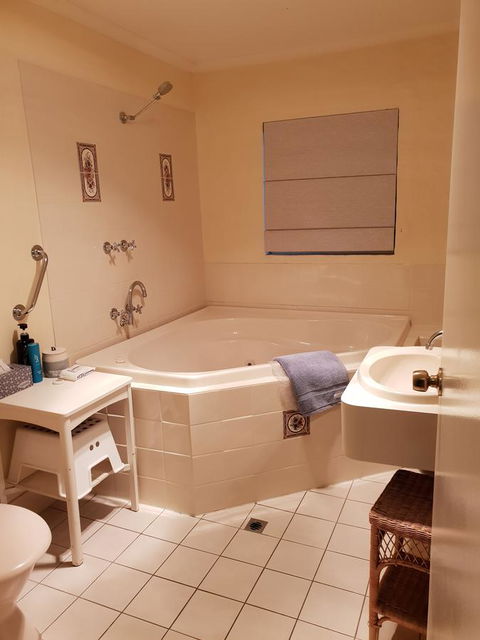 Donnybrook Cottages - Hutt River - Accommodation in Surfers Paradise 6