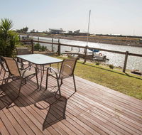 Waterfront on Jefferson at Wellington Marina SA - Accommodation in Surfers Paradise
