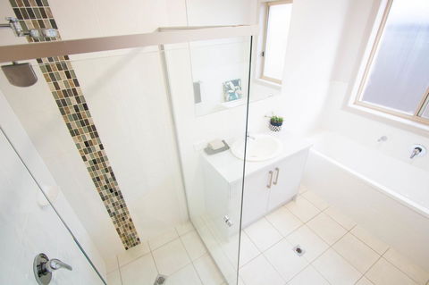 Waterfront On Jefferson, At Wellington Marina, SA - Accommodation in Surfers Paradise 17