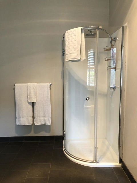 Belmore Cottage - Accommodation in Surfers Paradise 12