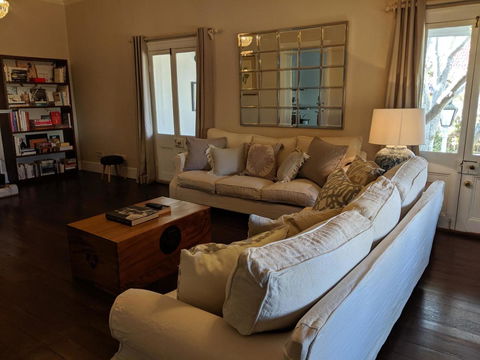 Belmore Cottage - Accommodation in Surfers Paradise 22