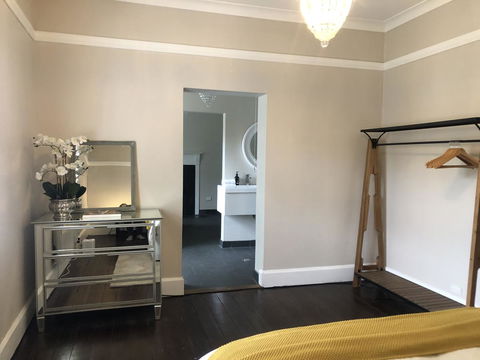 Belmore Cottage - Accommodation in Surfers Paradise 17