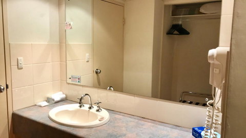 Haven Marina Motel - Accommodation in Surfers Paradise 5