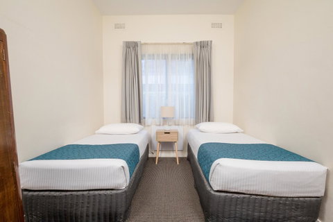 Greenways Apartments - Accommodation in Surfers Paradise 2