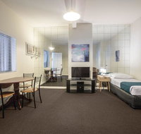 Greenways Apartments - Accommodation in Surfers Paradise