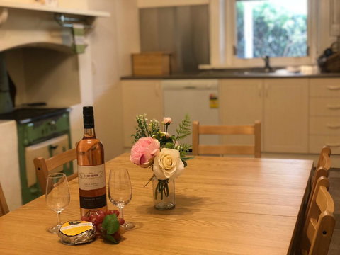 Treasured Memories Cottage - Accommodation in Surfers Paradise 13