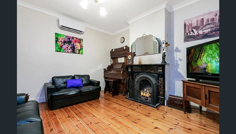 Treasured Memories Cottage - Accommodation in Surfers Paradise 5