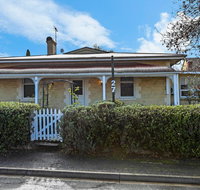 Treasured Memories Cottage - Accommodation in Surfers Paradise