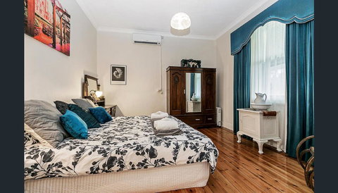 Treasured Memories Cottage - Accommodation in Surfers Paradise 1