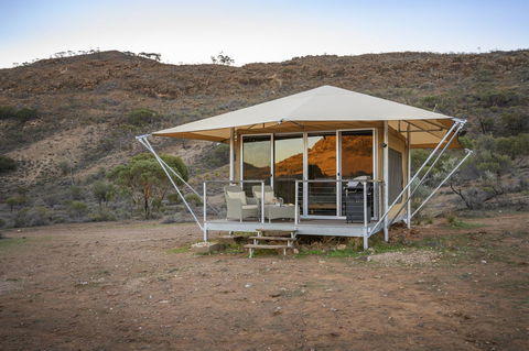 Flinders Bush Retreats - Accommodation in Surfers Paradise 2