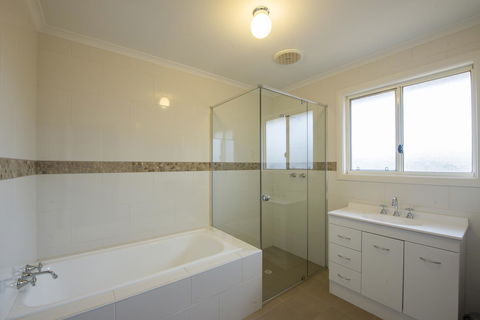 Flinders Bush Retreats - Accommodation in Surfers Paradise 8
