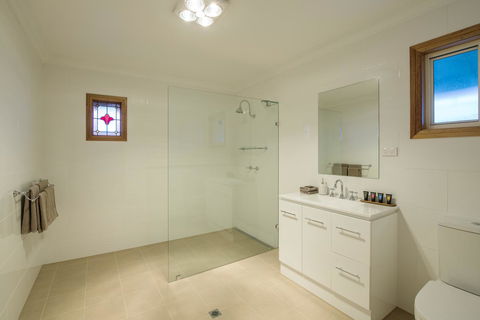 Flinders Bush Retreats - Accommodation in Surfers Paradise 20