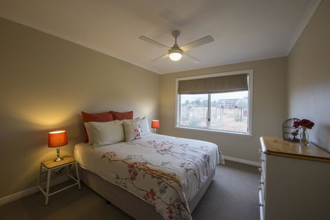 Flinders Bush Retreats - Accommodation in Surfers Paradise 10