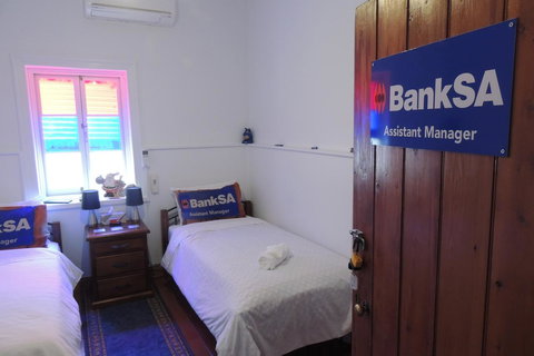 Wozza's B&B - Accommodation in Surfers Paradise 7