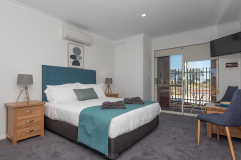 Jurien Bay Motel Apartments - Accommodation in Surfers Paradise 14