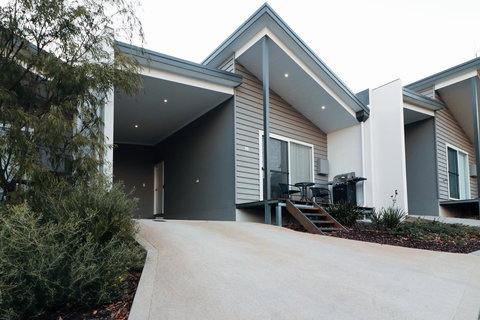 Villa Sedici @ Cape Villas Dunsborough - Accommodation in Surfers Paradise 15