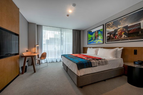The Adnate Perth - Art Series - Accommodation in Surfers Paradise 11