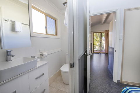 Karrinyup Waters Resort - Accommodation in Surfers Paradise 18