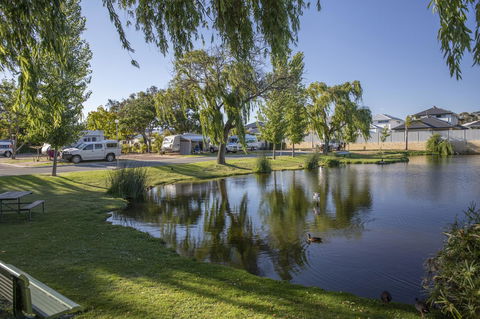 Karrinyup Waters Resort - Accommodation in Surfers Paradise 44