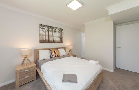 Yaran Suites - Accommodation in Surfers Paradise 11