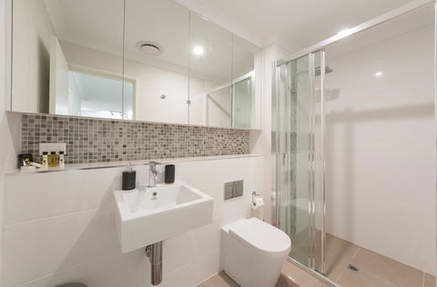Yaran Suites - Accommodation in Surfers Paradise 22