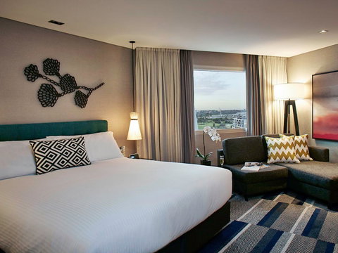 Crown Promenade Perth - Accommodation in Surfers Paradise 15