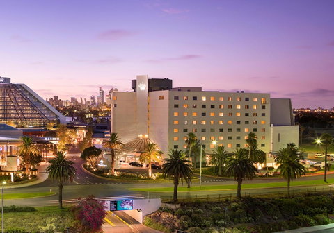 Crown Promenade Perth - Accommodation in Surfers Paradise 10