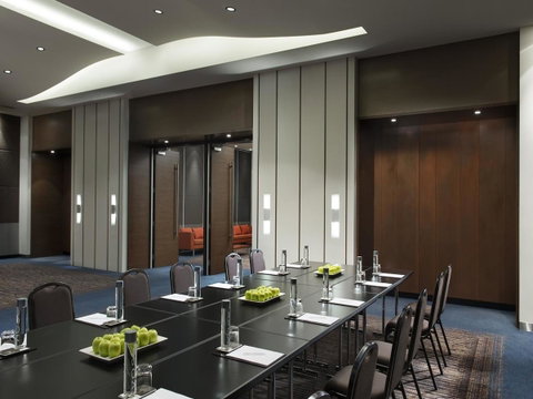 Crown Promenade Perth - Accommodation in Surfers Paradise 19