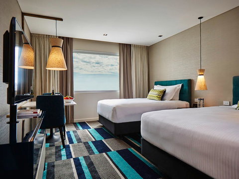 Crown Promenade Perth - Accommodation in Surfers Paradise 12