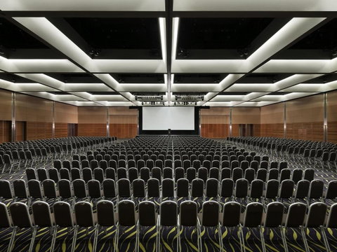 Crown Promenade Perth - Accommodation in Surfers Paradise 21