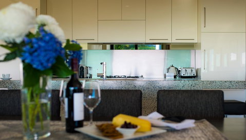 The Roozen Residence - Accommodation in Surfers Paradise 7