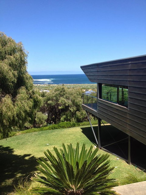 The Roozen Residence - Accommodation in Surfers Paradise 3