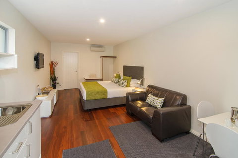 Margaret River Beach Studios - Accommodation in Surfers Paradise 1
