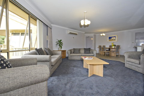 Abbey Beach Resort - Accommodation in Surfers Paradise 24