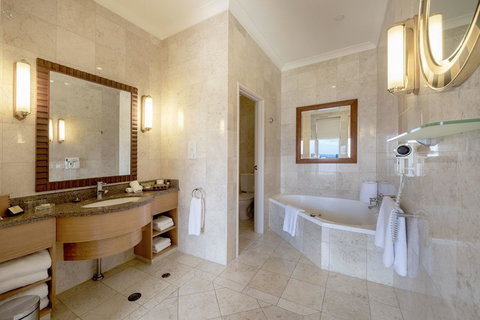 Duxton Hotel Perth - Accommodation in Surfers Paradise 14