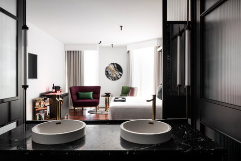 QT Perth - Accommodation in Surfers Paradise 27