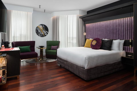QT Perth - Accommodation in Surfers Paradise 25