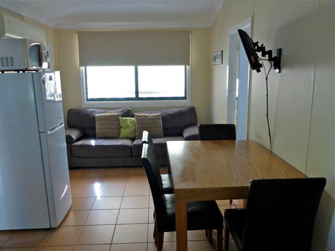 Lazy Lobster Holiday Units & Chalets - Accommodation in Surfers Paradise 29
