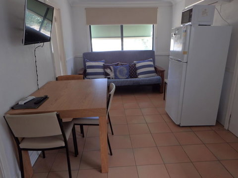 Lazy Lobster Holiday Units & Chalets - Accommodation in Surfers Paradise 10