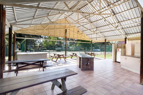 Armidale Tourist Park - Accommodation in Surfers Paradise 23