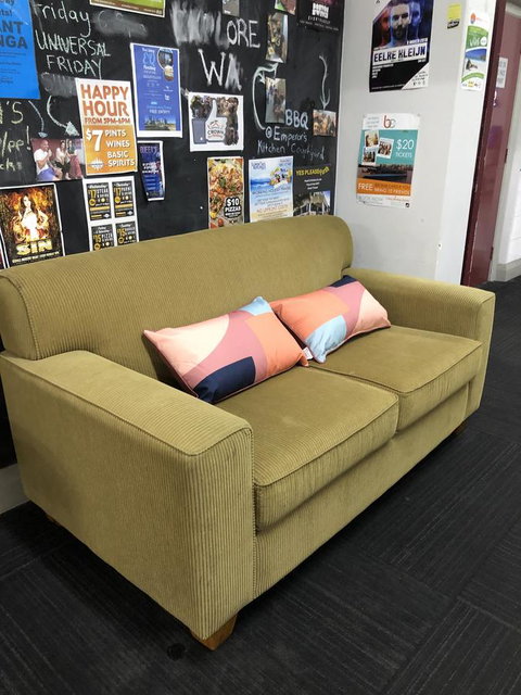 The Emperors Crown Hostel - Accommodation in Surfers Paradise 1