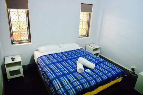 The Emperors Crown Hostel - Accommodation in Surfers Paradise 13