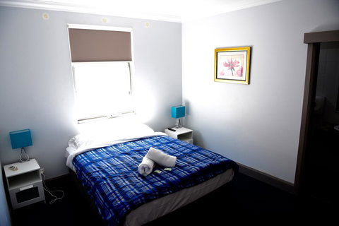 The Emperors Crown Hostel - Accommodation in Surfers Paradise 29