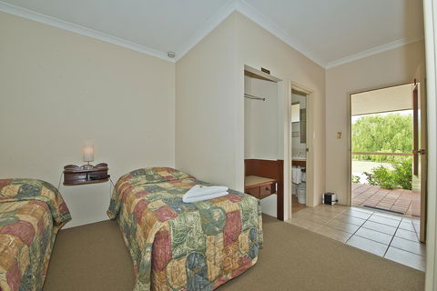 Rayanne Homestead - Accommodation in Surfers Paradise 12