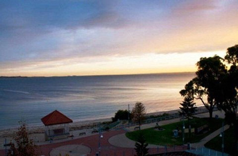 Boardwalk By The Beach - Accommodation in Surfers Paradise 4