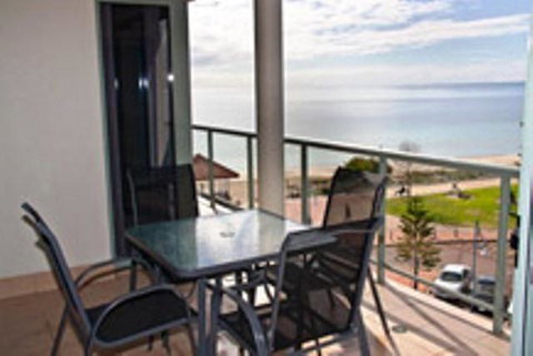 Boardwalk By The Beach - Accommodation in Surfers Paradise 5