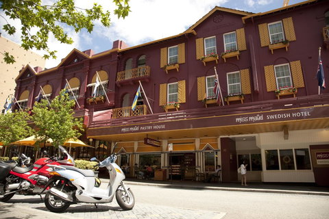 European Hotel - Accommodation in Surfers Paradise 13