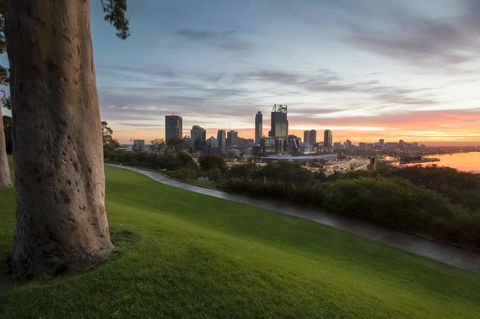 Perth Short Stays - Accommodation in Surfers Paradise 22