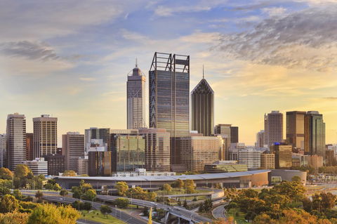 Perth Short Stays - Accommodation in Surfers Paradise 14