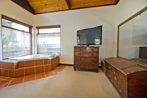 Karriview Margaret River - Accommodation in Surfers Paradise 8